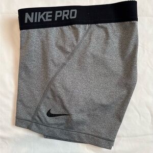 Nike Pro Women’s Heather Gray Dri-FIT Performance Shorts with Black Logo Size Sm